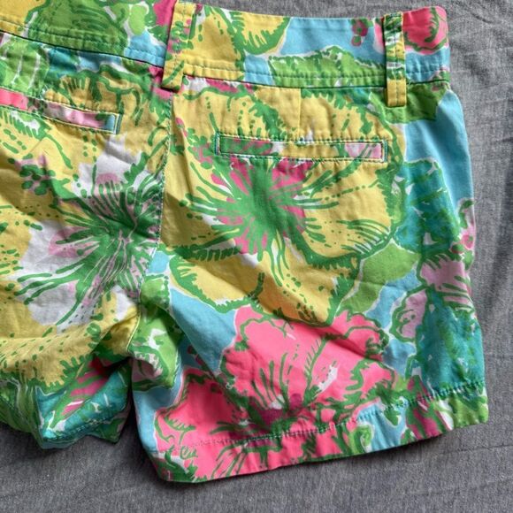 Sz 00 Lilly Pulitzer The Callahan Short Bright Pink Green and Yellow Floral - Picture 7 of 8